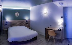 Logis Les Charmilles Chalon-Sur-Saone Sud
